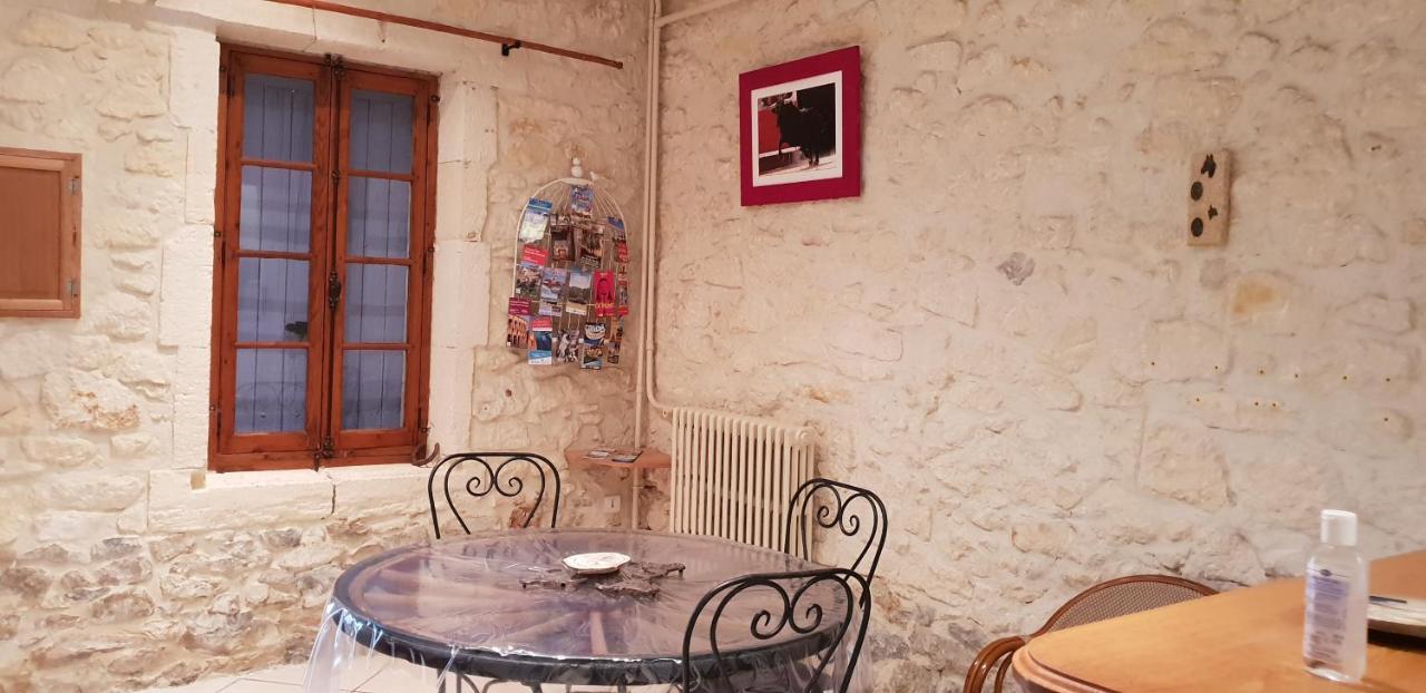 Joli Maison En Pierre Villa Arlés Exterior foto